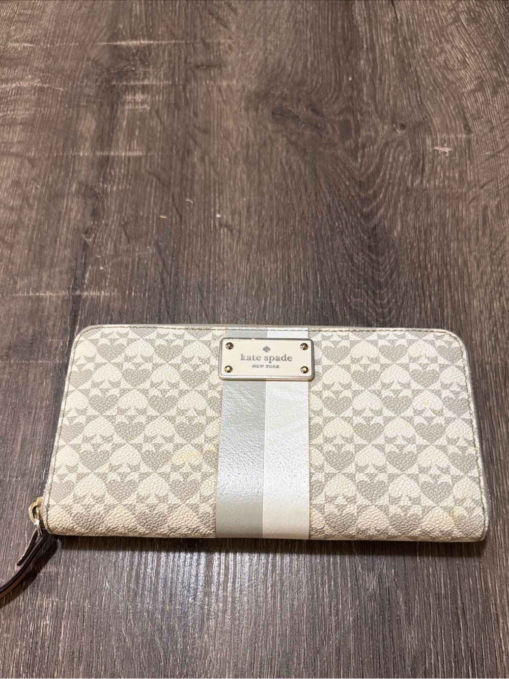 Kate Spade Zip Wallet Spade Logo Print White/Gray, Pink Inside